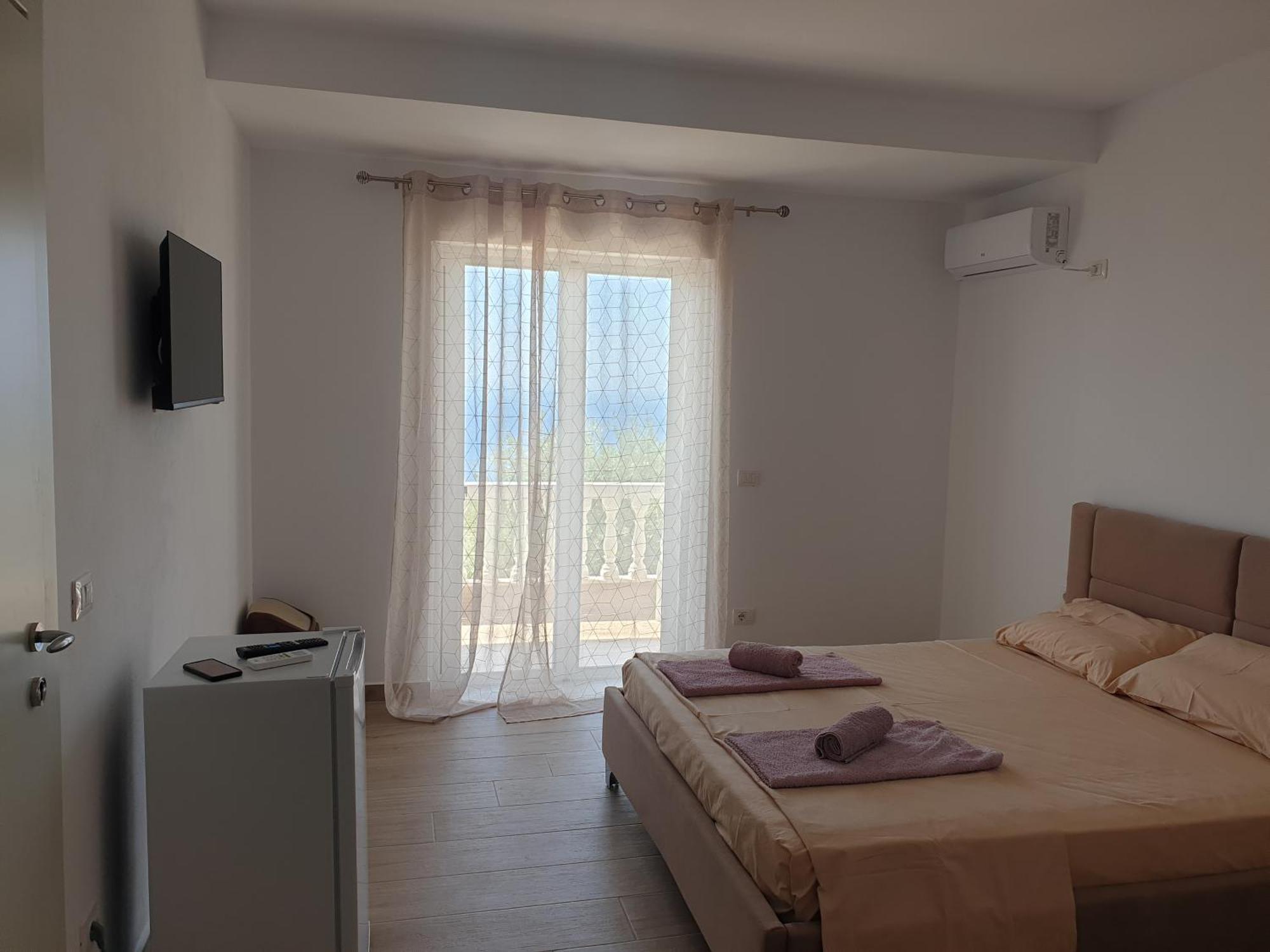 Rooms By George Дхерми Экстерьер фото